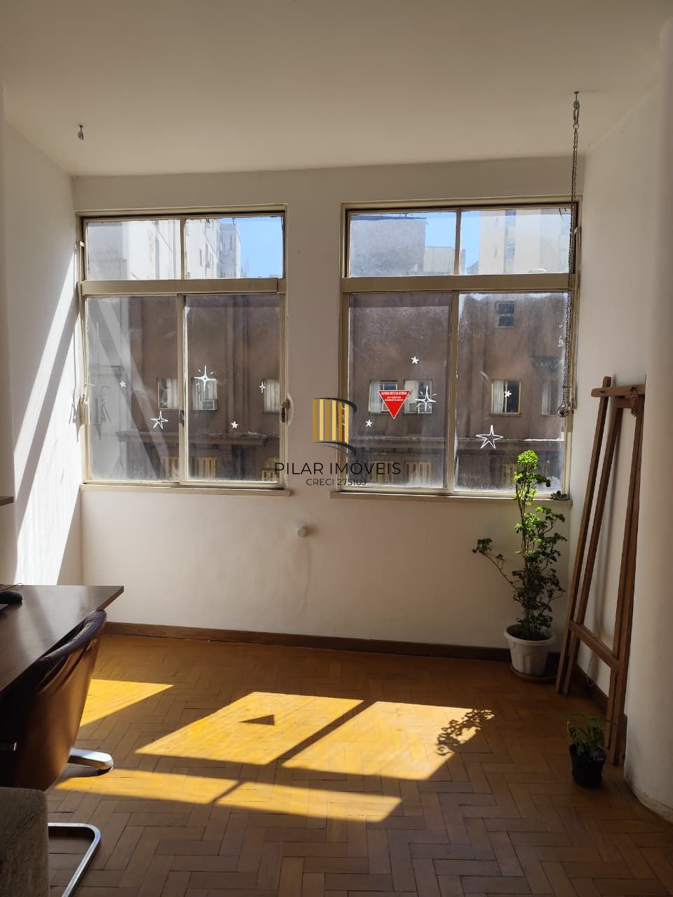 Sala Comercial na rua Andrade Neves - Centro Histórico