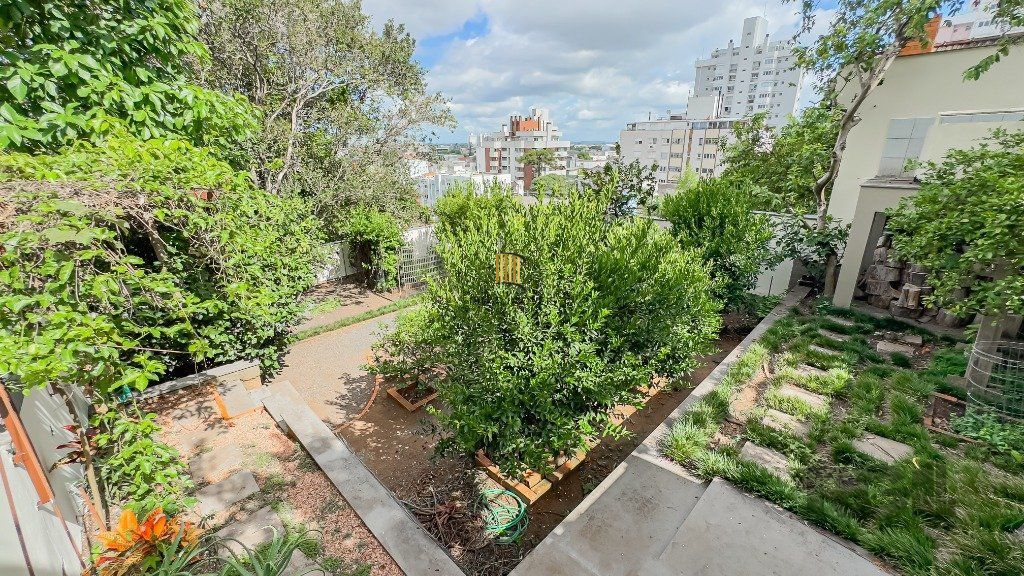 Casa com 3 Quartos e 2 vagas à venda, 344 m² por R$ 2.800.000,00