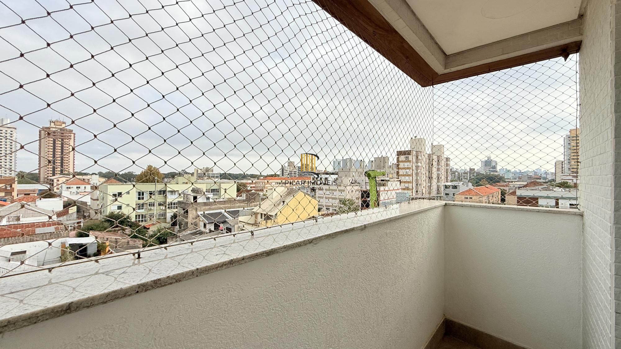 Excelente apartamento amplo com 2 dormitórios, 2 suítes mais dependência de empregada ou gabinete ou 3º dormitório