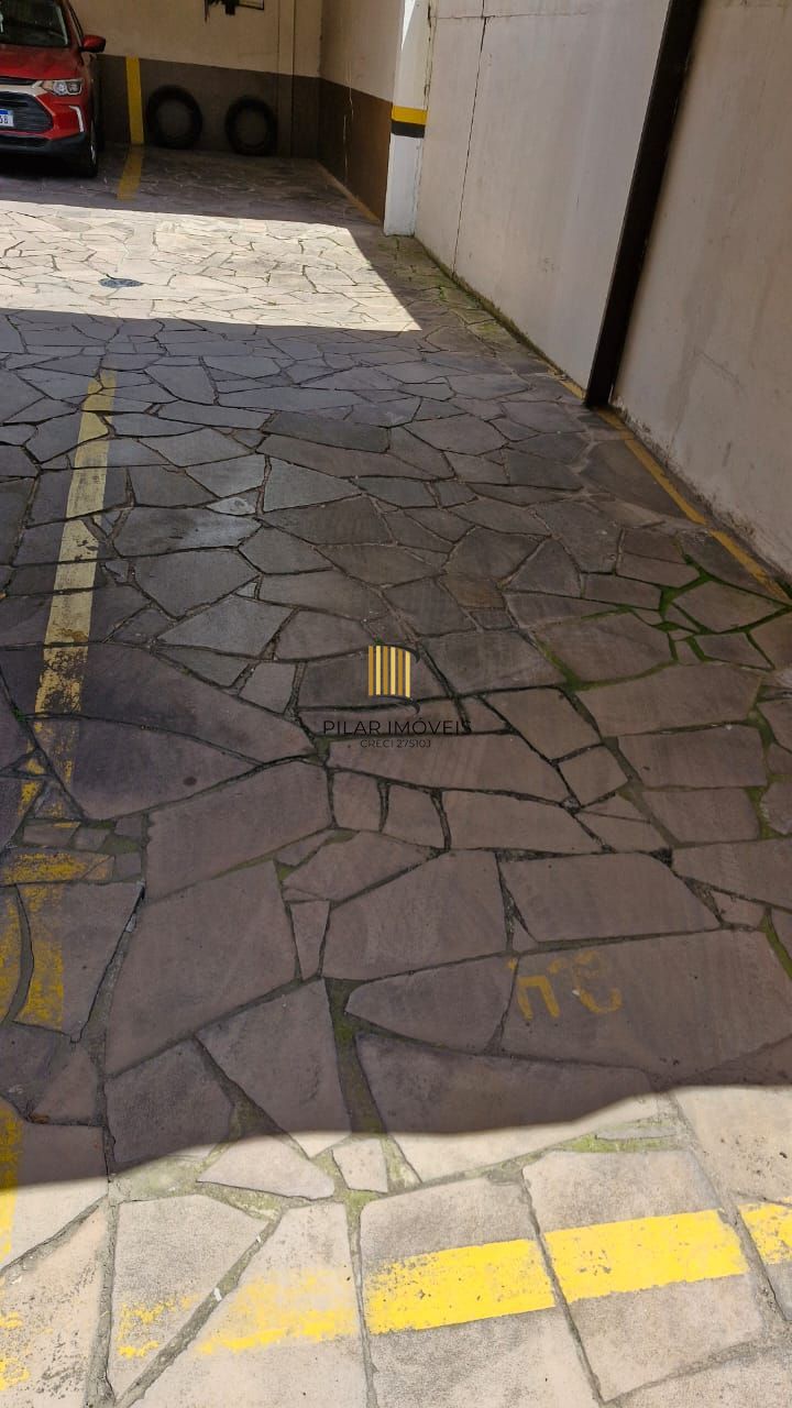 Apartamento na Av. Getulio Vargas com 3 dormitórios sendo uma suíte, 1 garagem