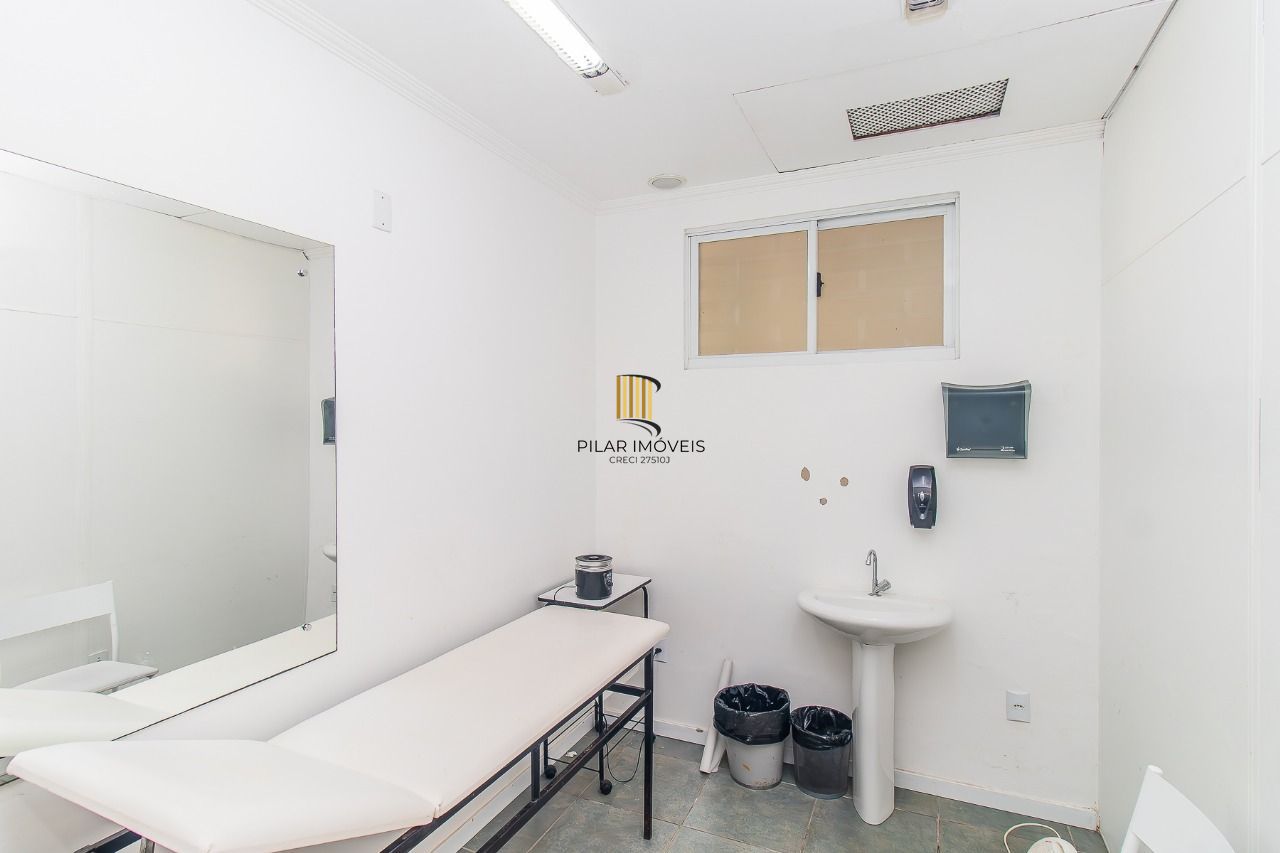 Sala Comercial 1 dormitório no bairro Menino Deus