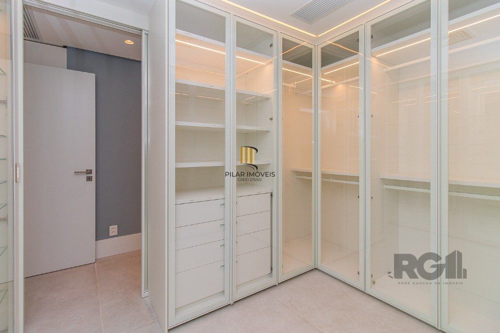 apartamento - 4 dormitórios - 4 vagas - 388,44 m² - Moinhos de Vento