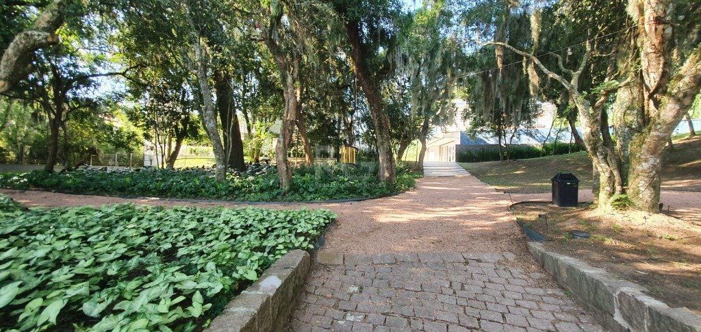 Casa Condominio para Venda - 459.77m², 3 dormitórios, sendo 3 suites, 3 vagas - Pedra Redonda