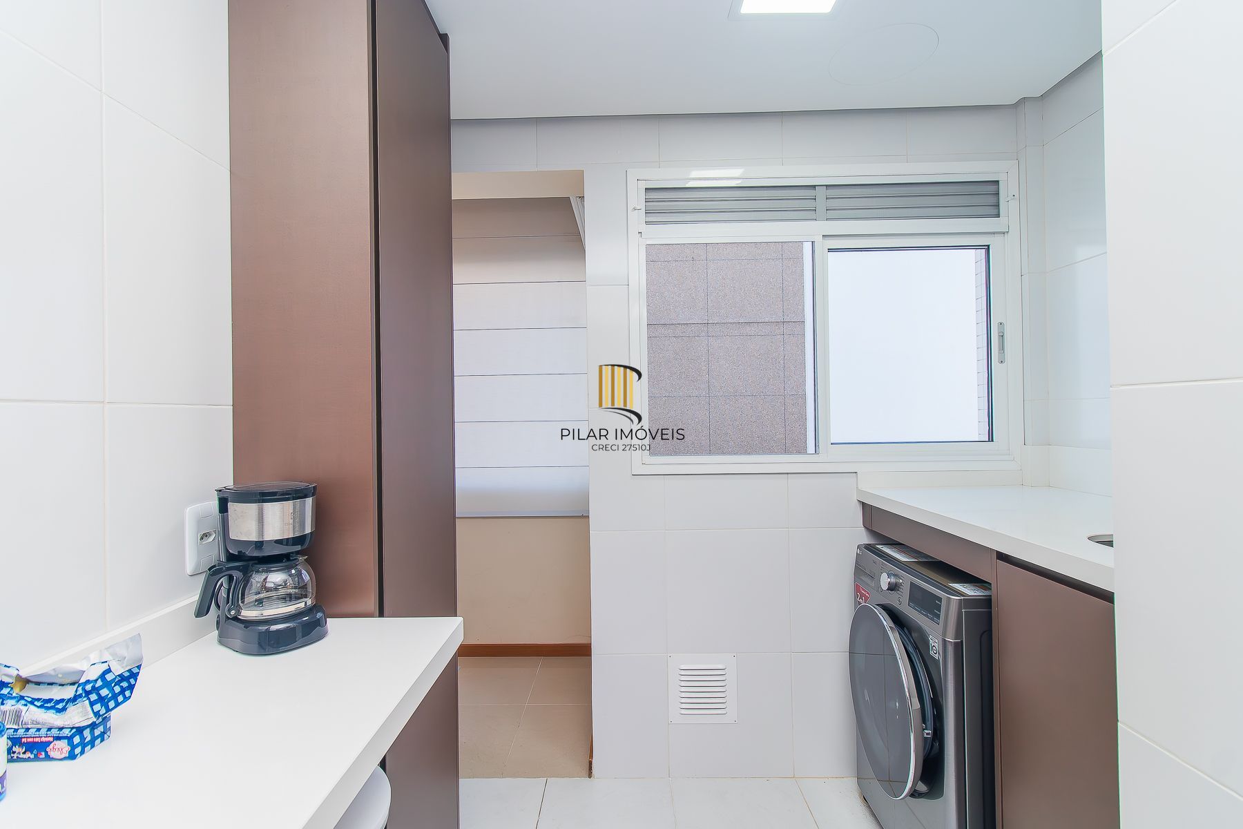 2D com suíte, vaga e churrasqueira