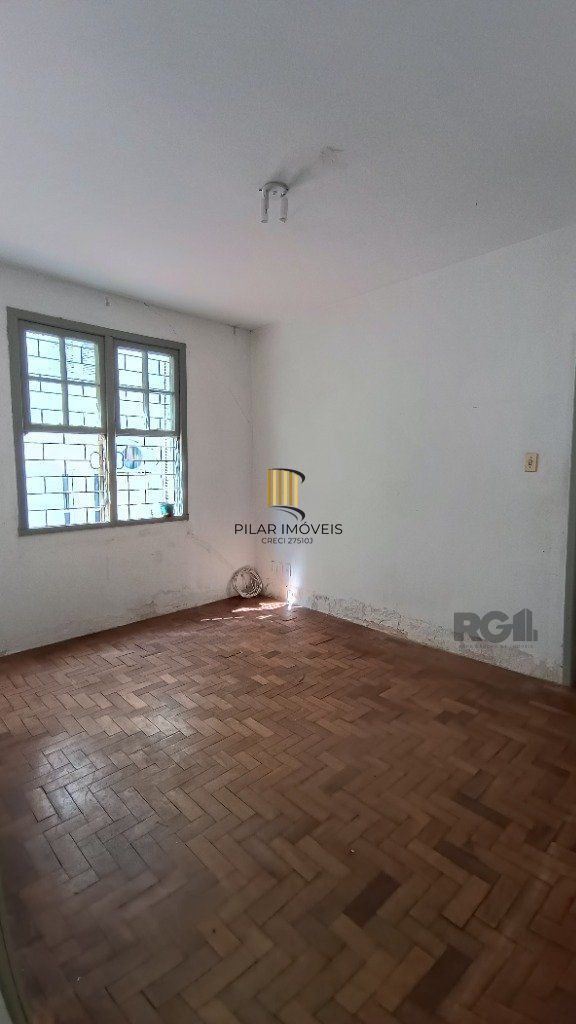 Apartamento de 2 dormitórios, 62m², térreo, frente leste/norte - BAIRRO AUXILIADORA