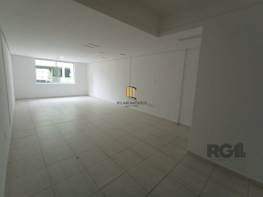 Excelente Sala Comercial Em Frente ao Hospital Mãe de Deus