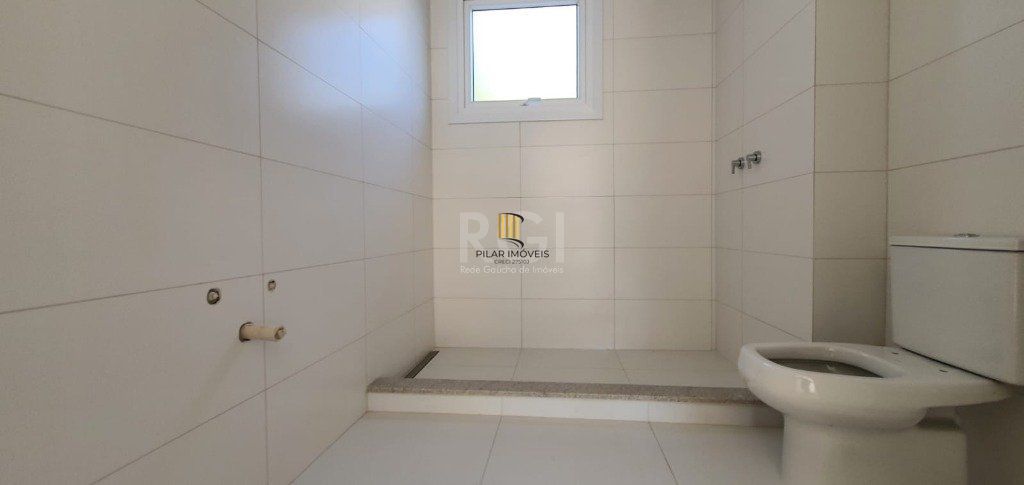 Casa Condominio para Venda - 459.77m², 3 dormitórios, sendo 3 suites, 3 vagas - Pedra Redonda