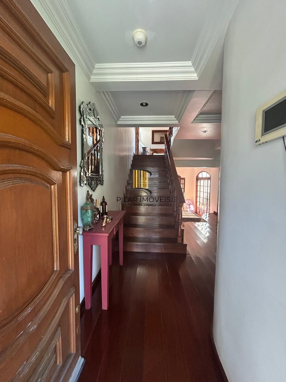 CASA -4 DORM. -com 2 suítes - 3 BOX- 297,18 m² - MENINO DEUS