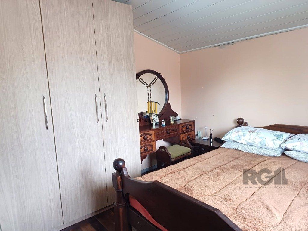 Casa térrea com salão de festas