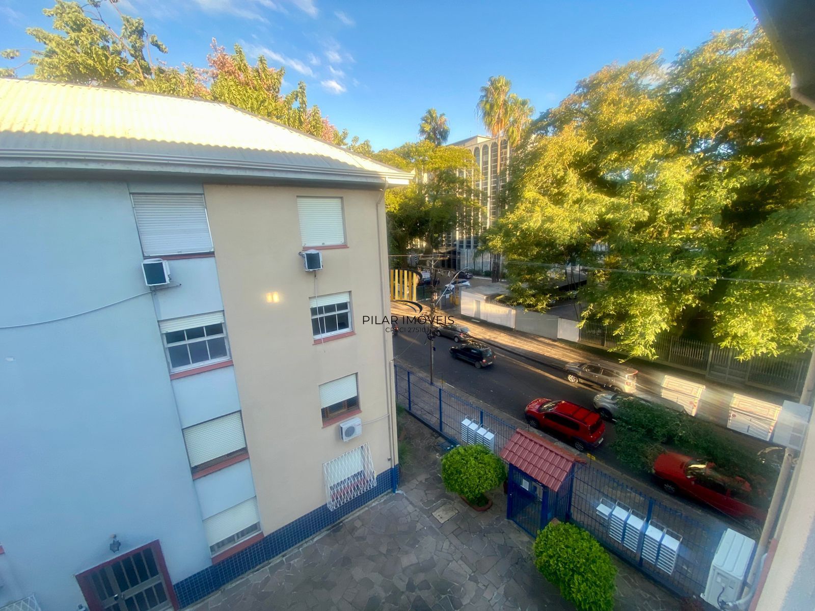 Apartamento 2 dormitórios reformado 50m2 bairro Menino Deus