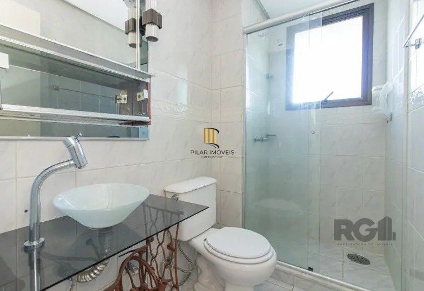 APARTAMENTO - 2 dorms. - 1 vaga - 77,00 m² - MENINO DEUS