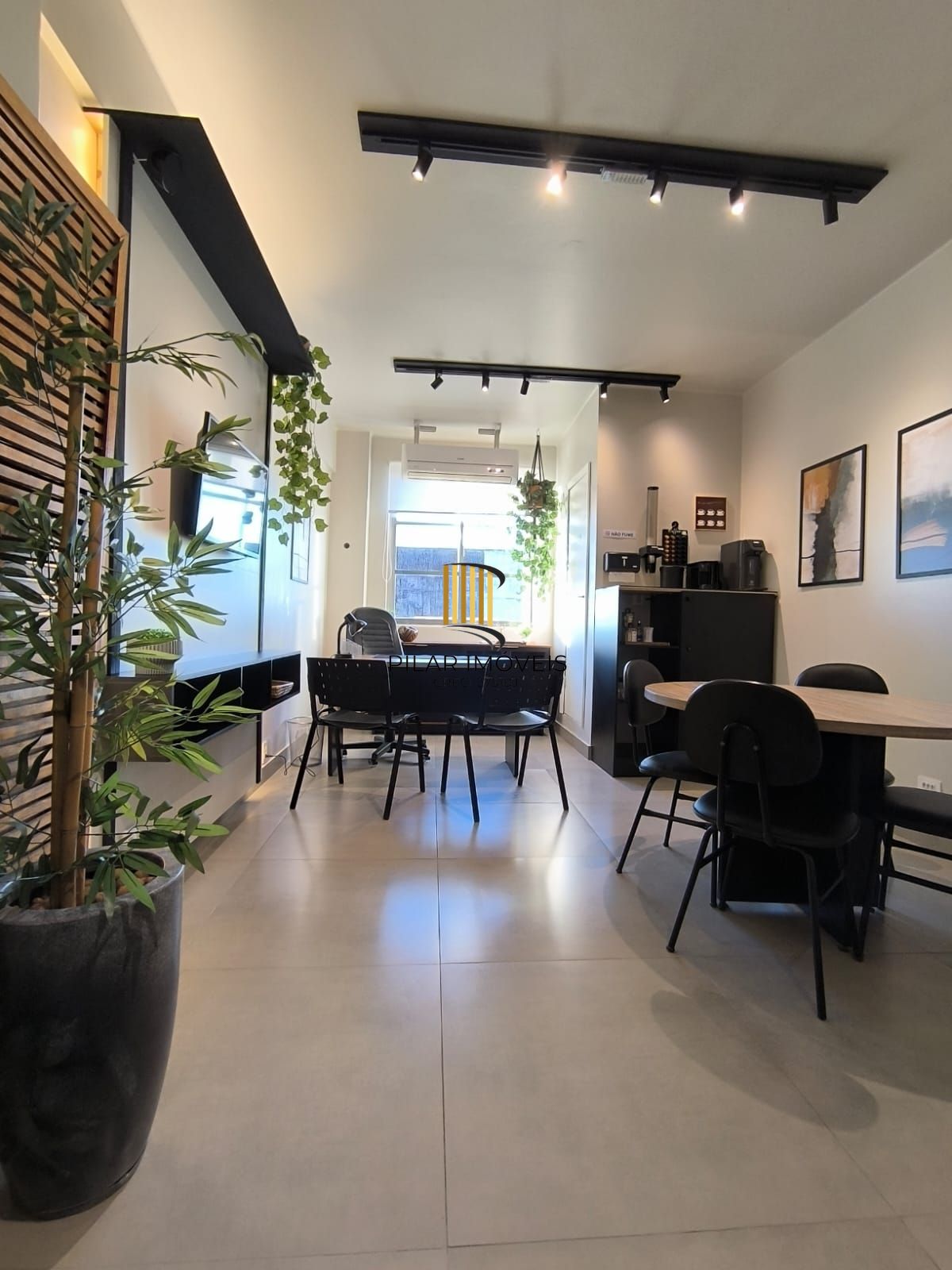 Sala Comercial com vista para o Guaíba