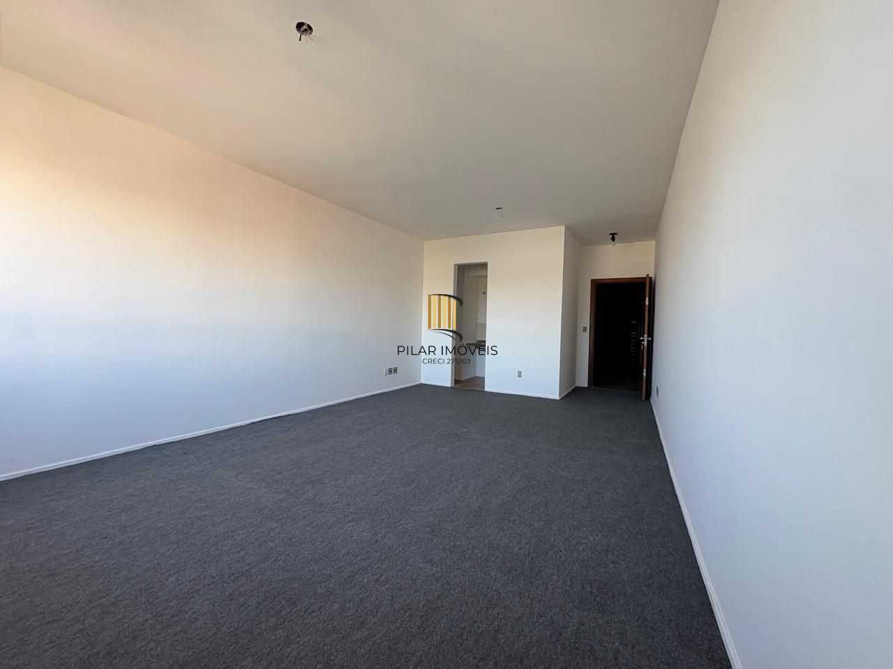 Sala comercial 37,27m² no bairro Passo da Areia