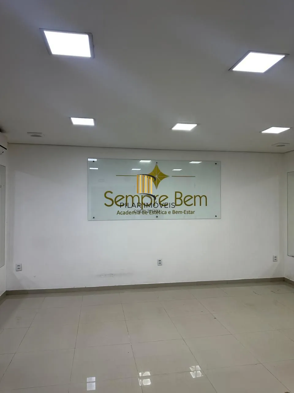 sala comercial completa