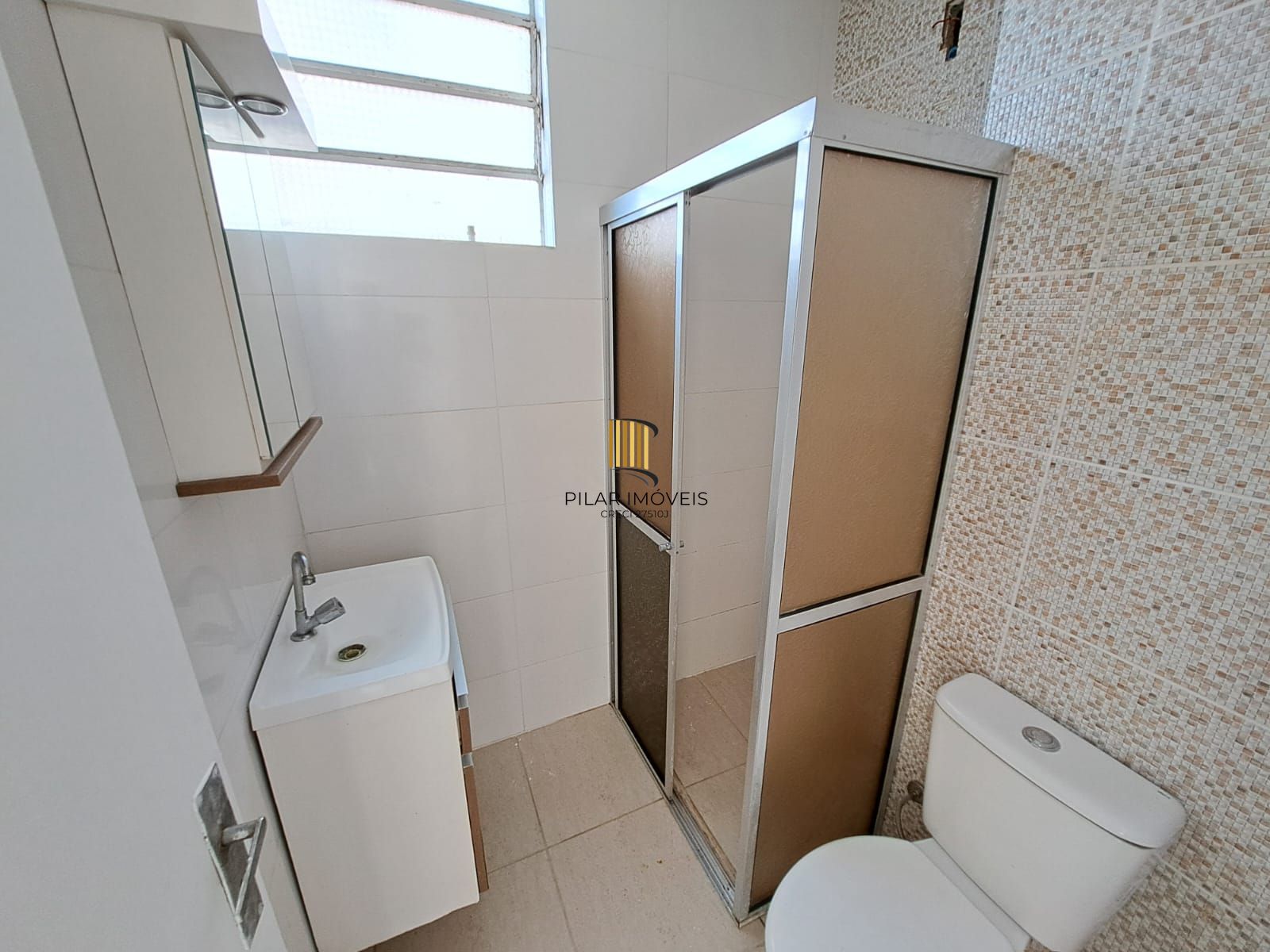 Apartamento 1d no Bairro Santo Antônio por 130mil