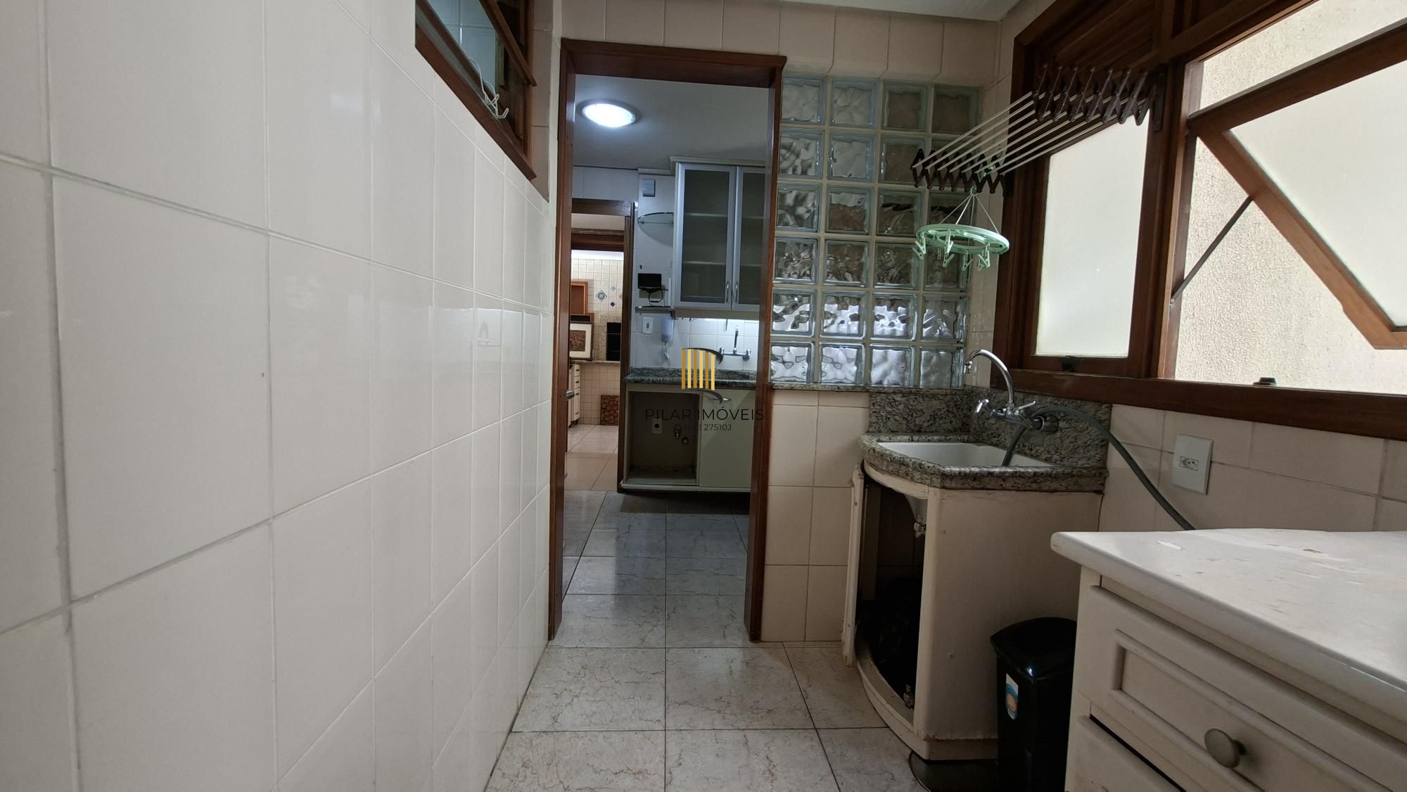 Apartamento 108,72 m² privativos,2 dormitórios, 1 suite, sacada,  garden e churrasqueira, 1 vaga coberta.