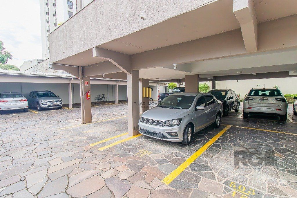 3 dormitórios em 103m² no miolo do Menino Deus