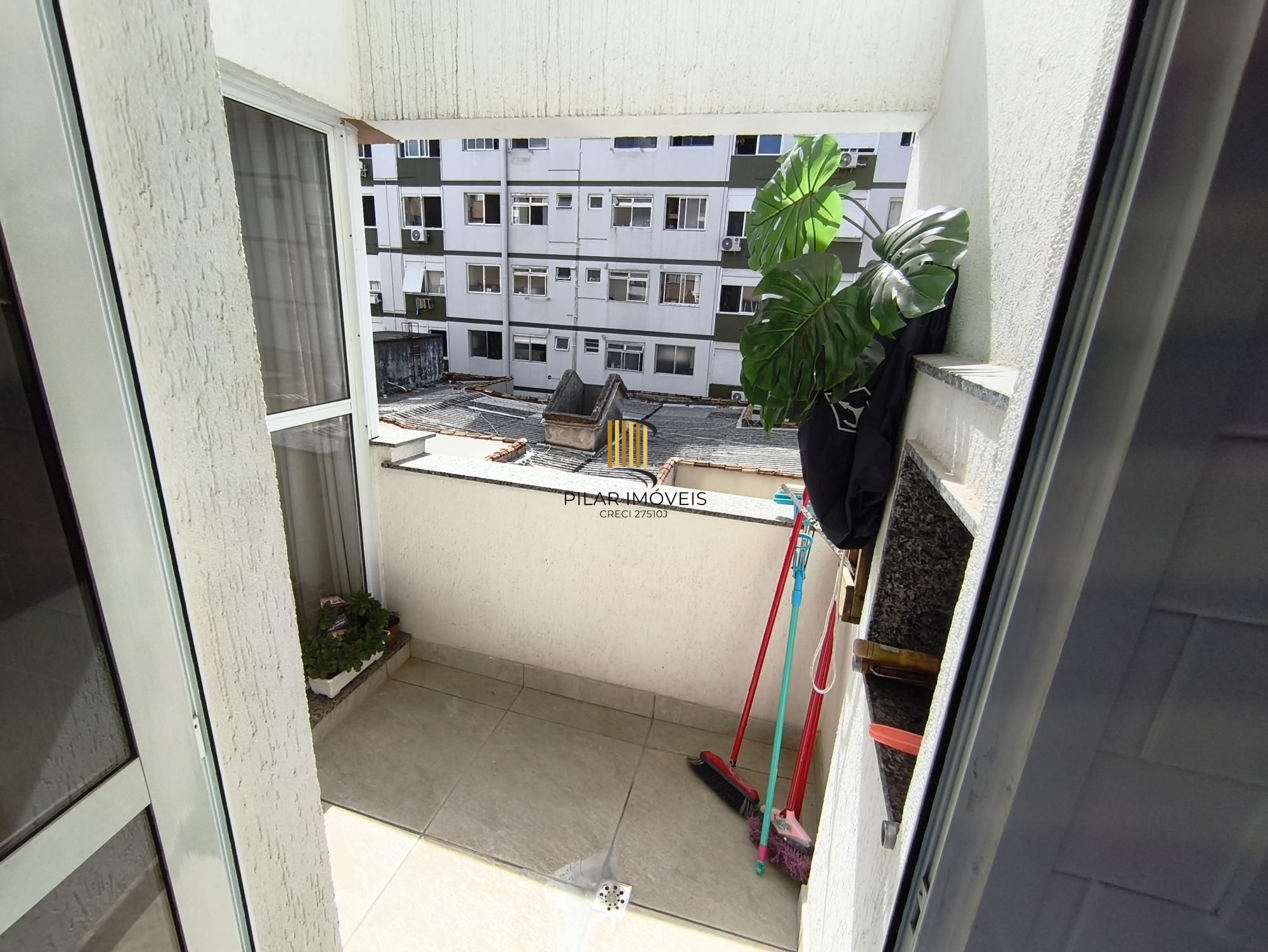 APARTAMENTO 2 DORMITÓRIOS COM 1 VAGA NO MENINO DEUS