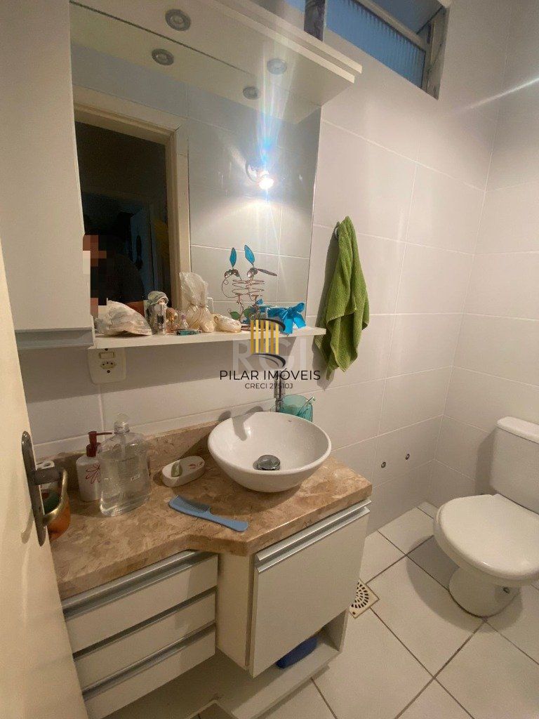 Casa 4 dormitórios - 1 vaga -  330m² Menino Deus