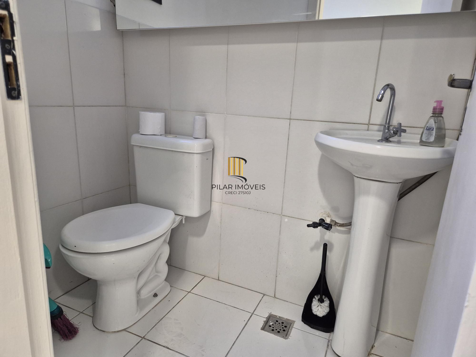 Sala reformada com Mezanino