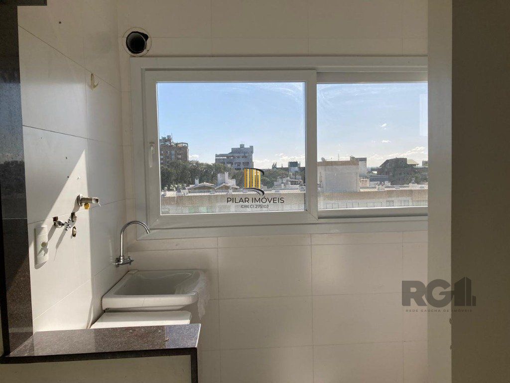 APARTAMENTO DE COBERTURA - 2 dorms. - 1 vaga - 118,02 m² - MENINO DEUS
