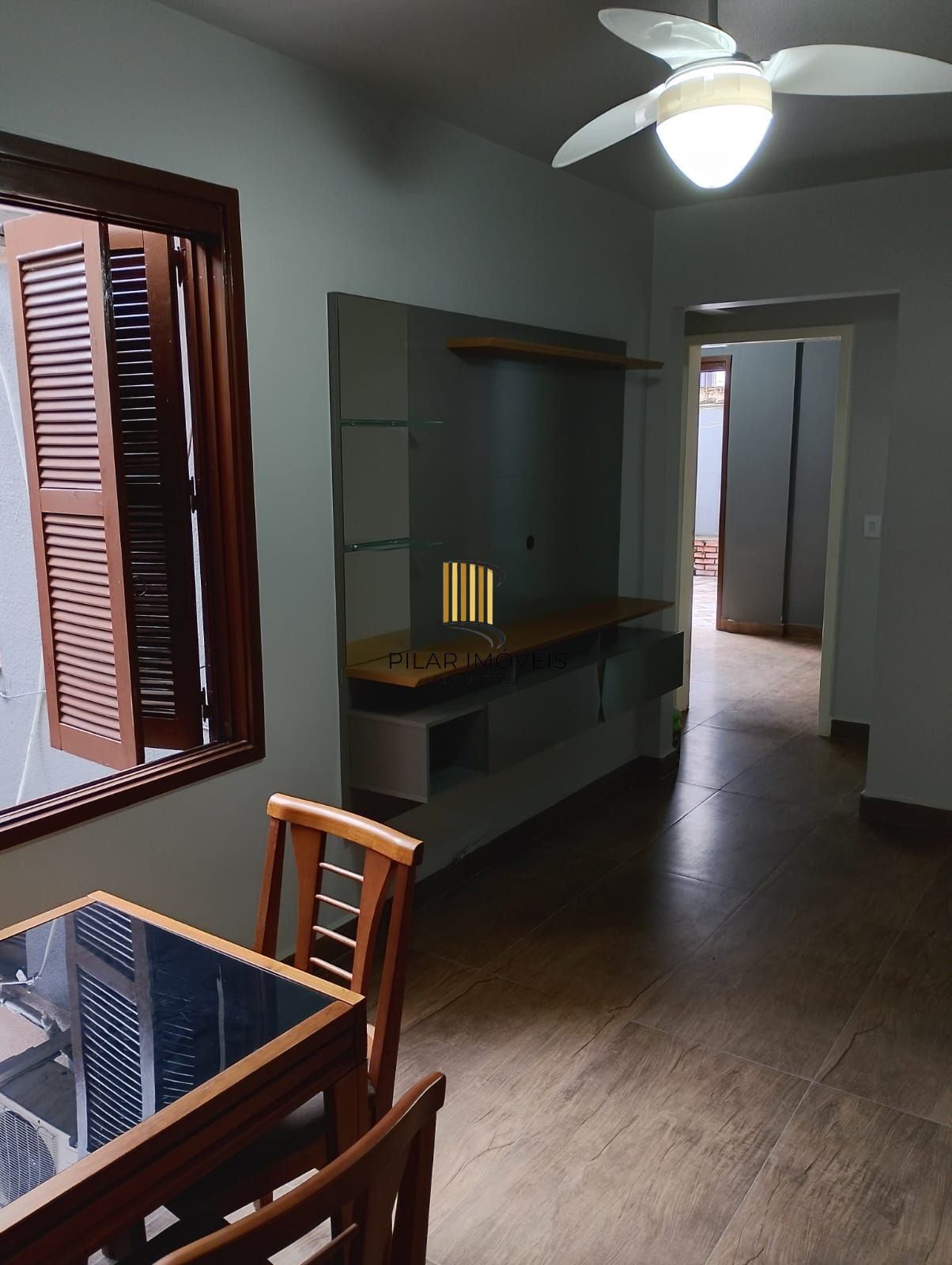 Apartamento Térreo, 02 dormitórios, 60,59m2 área privativa, quiosque com churrasqueira, Menino Deus
