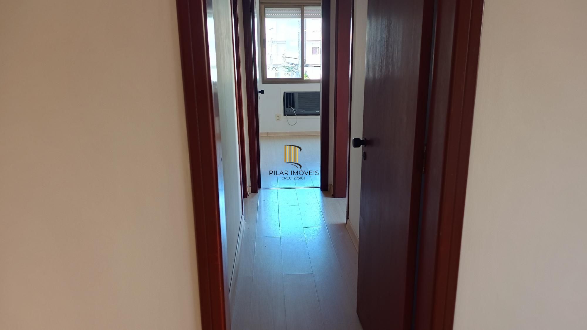 Apartamento 2 dormitórios 1 vaga no Bairro Menino Deus
