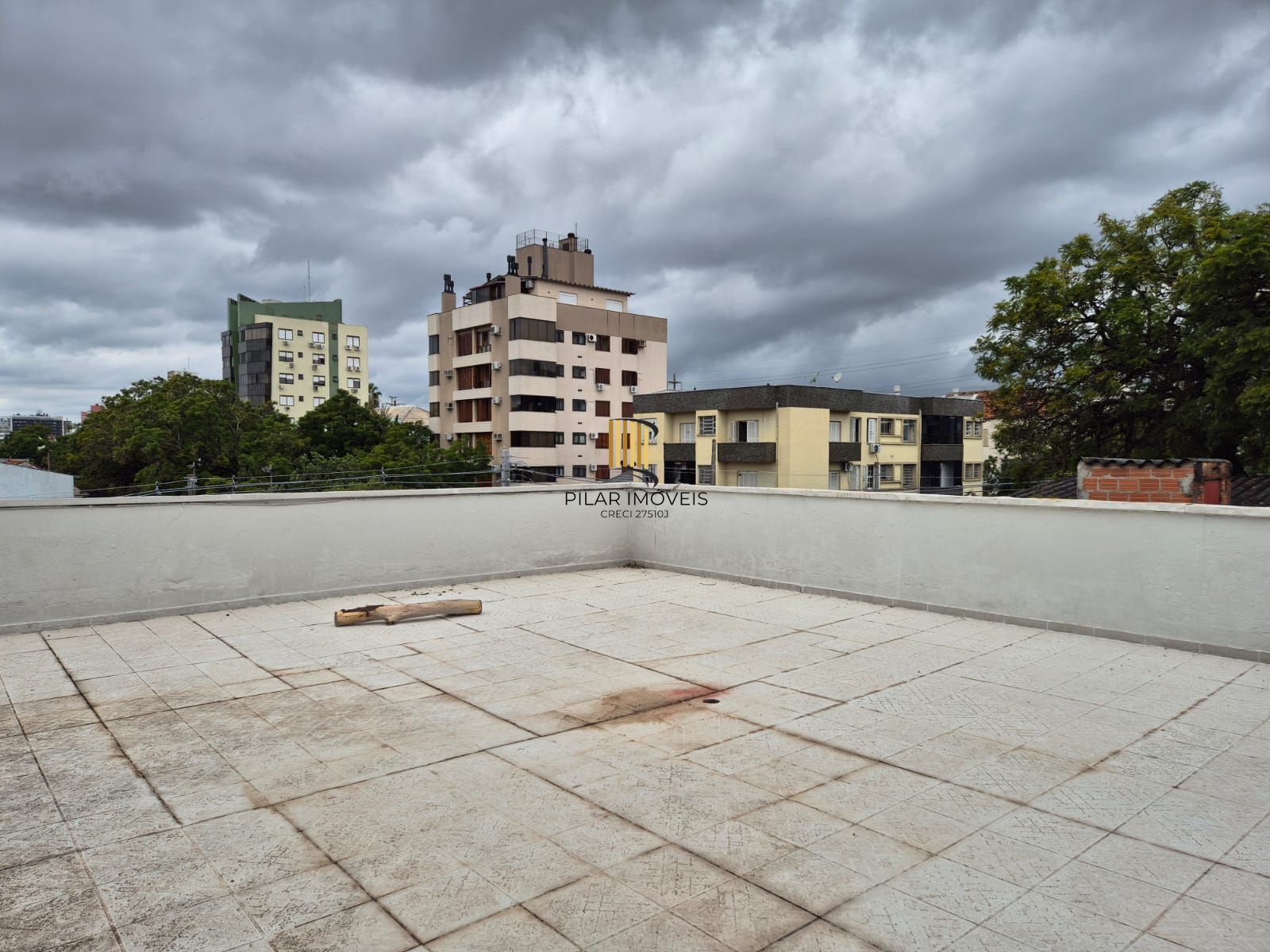 2 Dormitórios com terraço