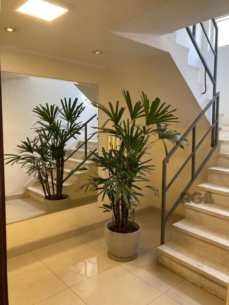 APARTAMENTO COBERTURA - 3 doms. 1 vaga - 166,09 - m² - MENINO DEUS