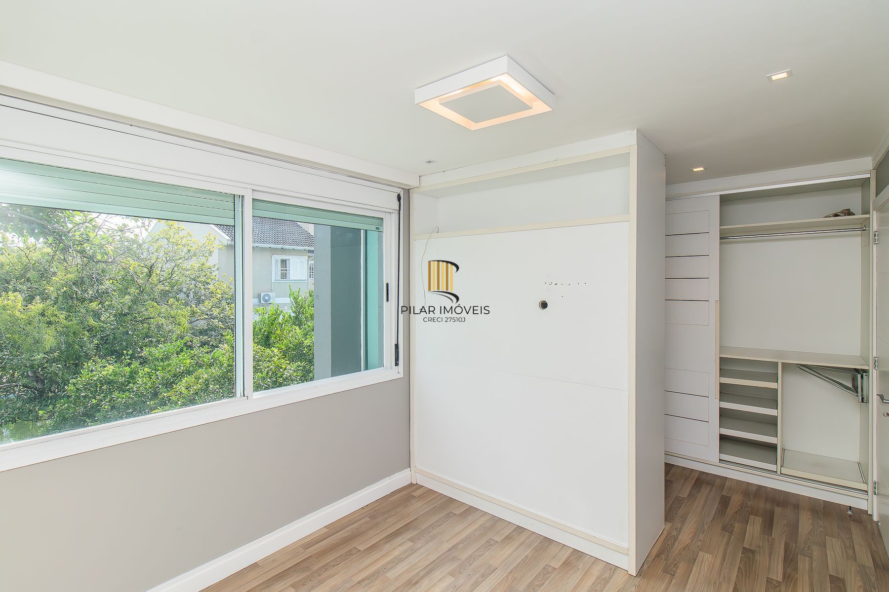 casa 271,84m²em condomínio 3 dormitórios 1 suite 3 vagas