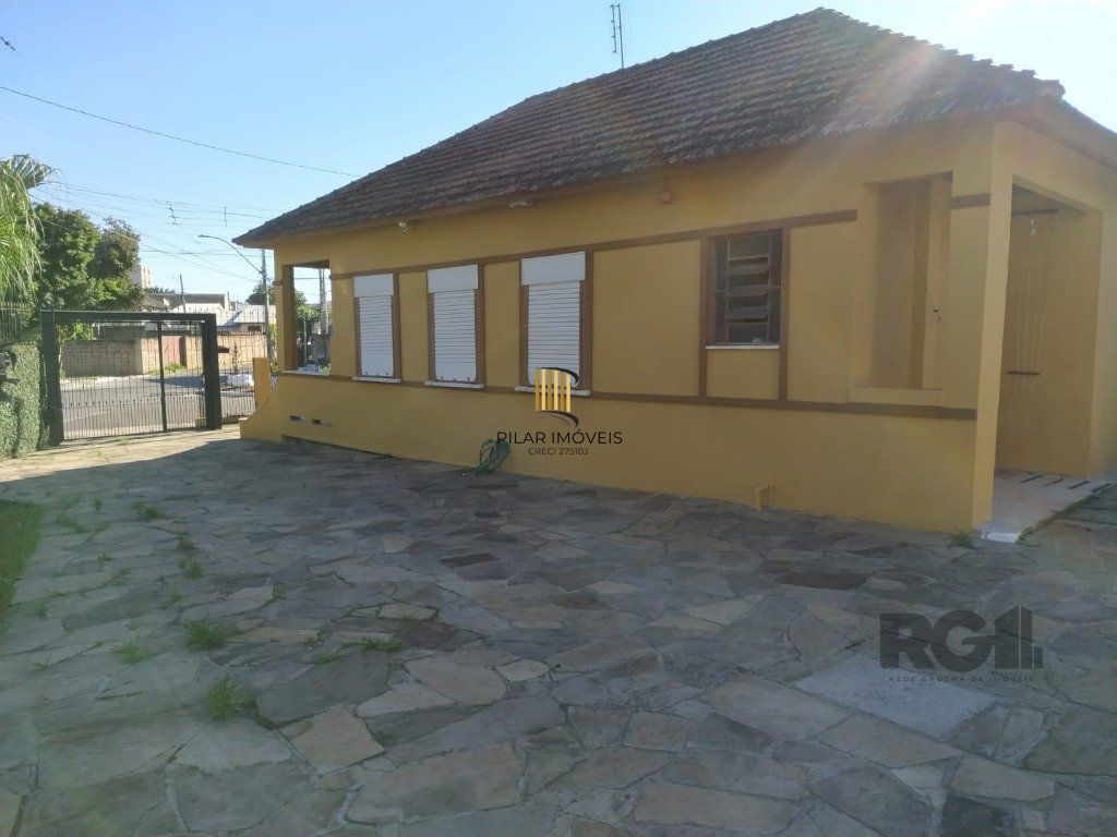 Casa térrea em ótimo estado.