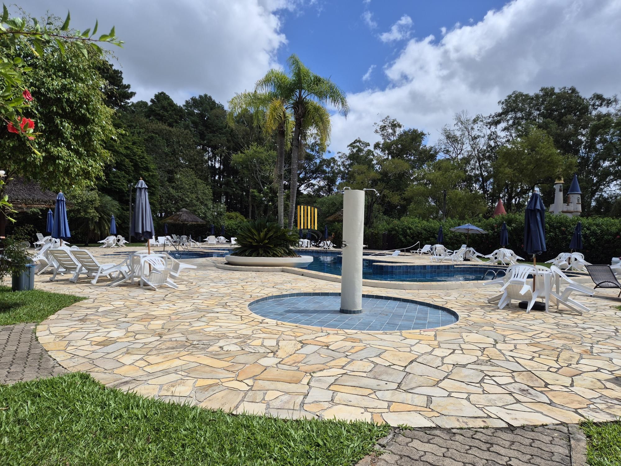 Casa no Condominio Condado de Castella