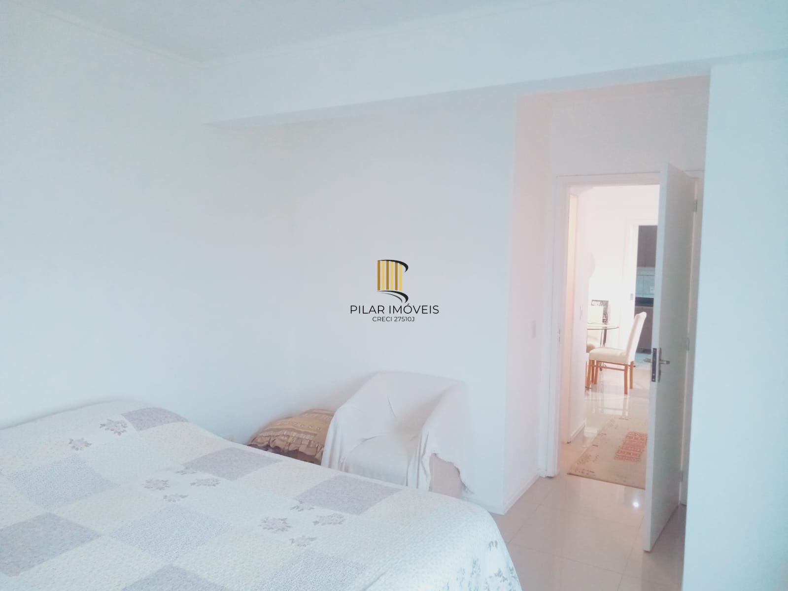 Apartamento diferenciado, dois dormitórios - Estacionamento