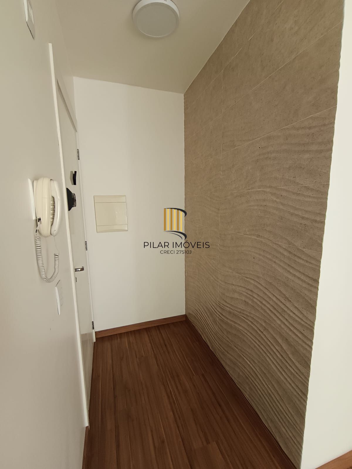 Apartamento 2 dormitórios 1 suíte e 1 vaga