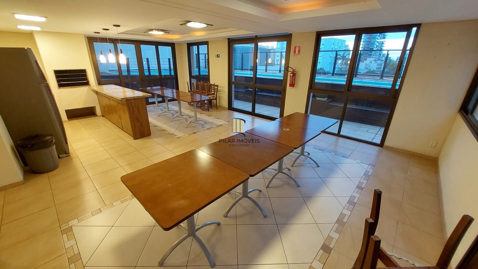 APARTAMENTO 2 DORMITÓRIOS - 70,19 m² - 2 VAGAS - MENINO DEUS