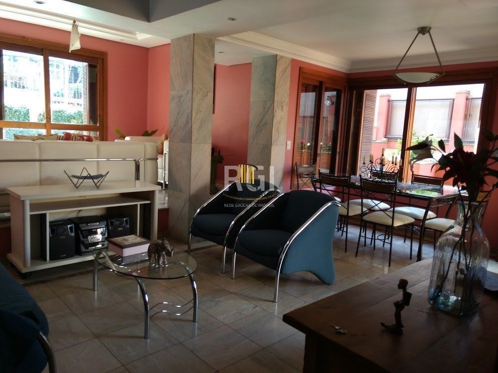 Casa Condominio para Venda - 381.19m², 3 dormitórios, sendo 1 suites, 2 vagas - Menino Deus
