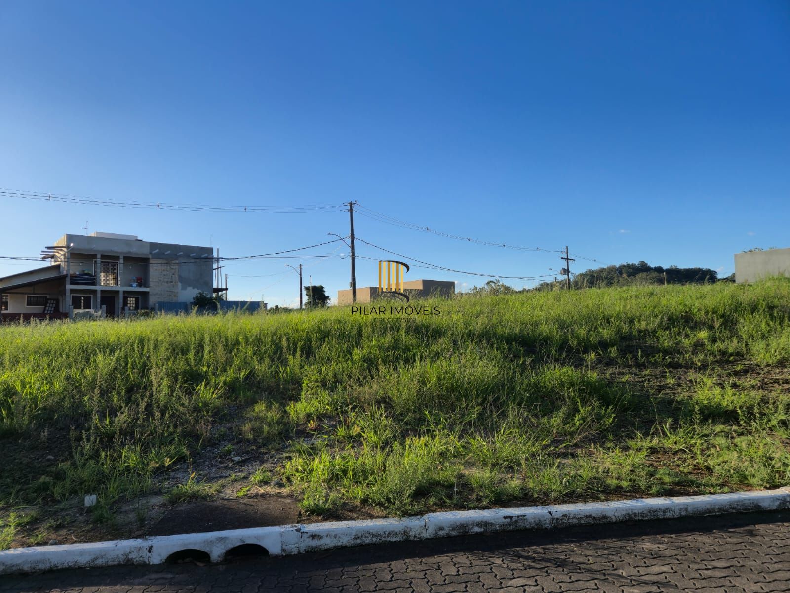 Terreno em Condominio com 339,31m² na Vila Nova