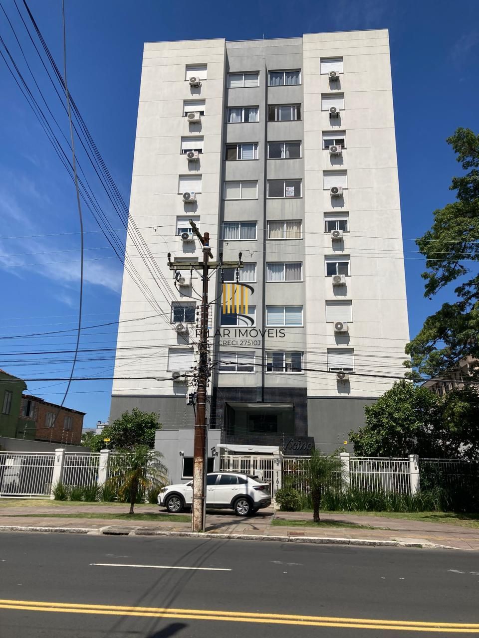 Apartamento 2 dormitórios com suíte e vaga coberta escriturada