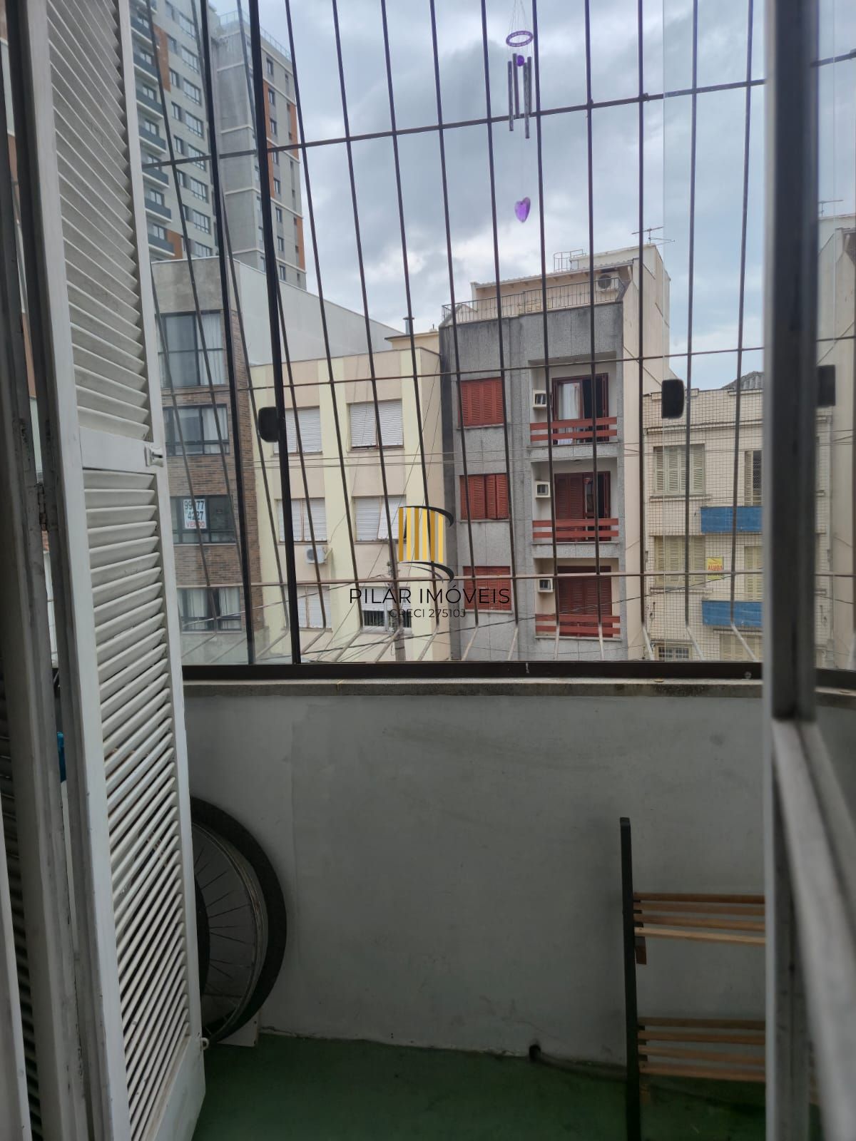 Apto com 2 dormit. na Cidade Baixa