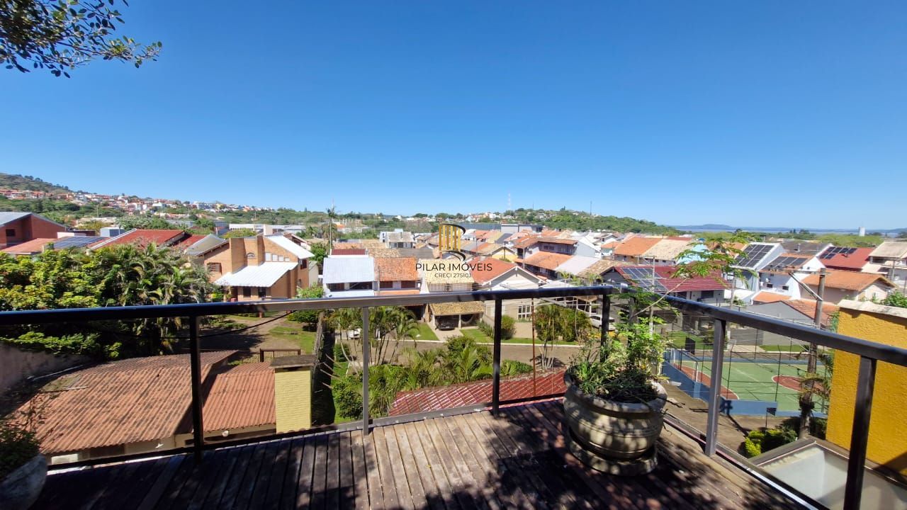 Casa em Condomínio Fechado em Ipanema com 4 dormitorios