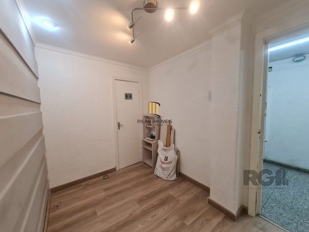 Sala - 30 m² - Centro Histórico