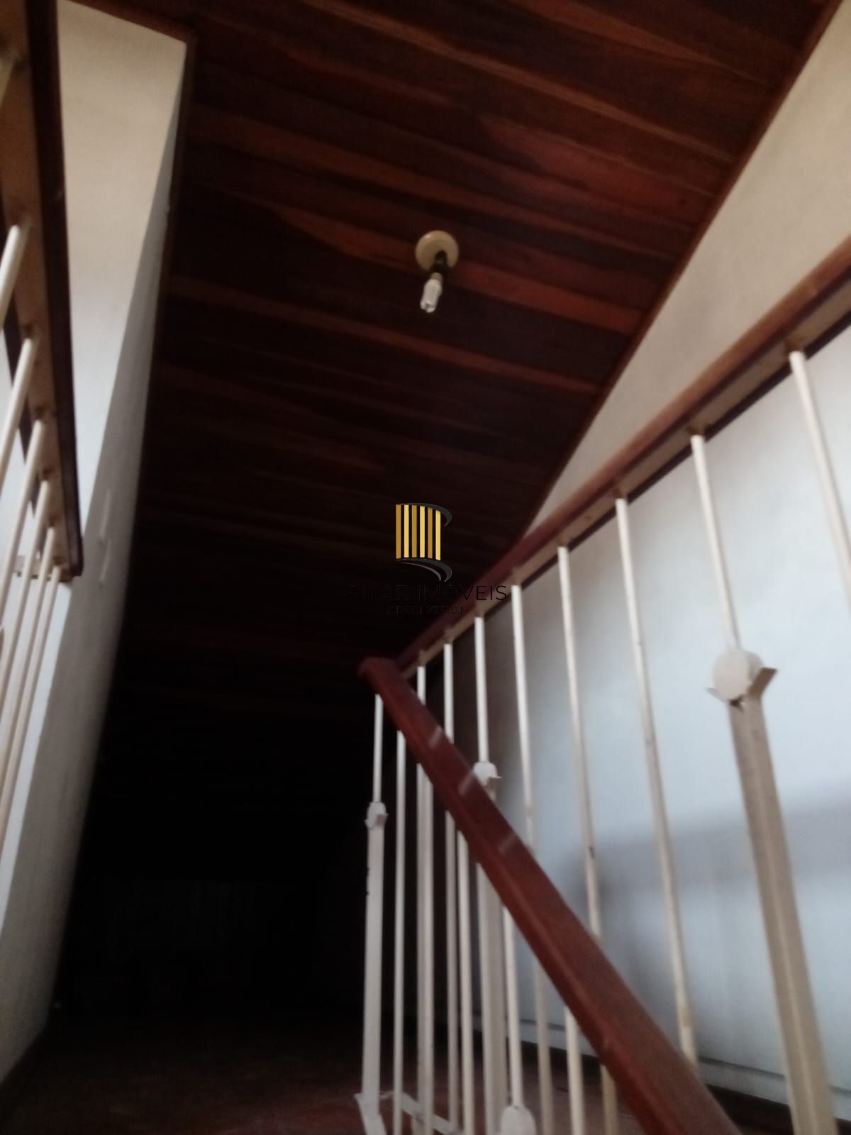 Ótima Casa com 4 Dormitórios no Bairro Cidade Baixa