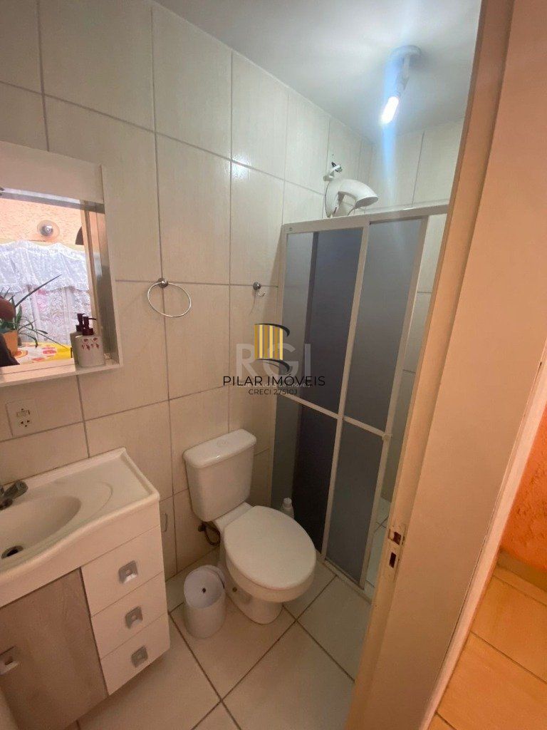 Casa 4 dormitórios - 1 vaga -  330m² Menino Deus