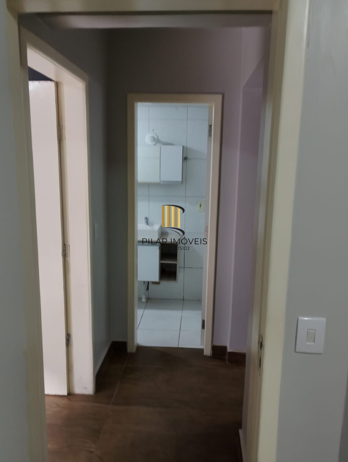 Apartamento Térreo, 02 dormitórios, 60,59m2 área privativa, quiosque com churrasqueira, Menino Deus