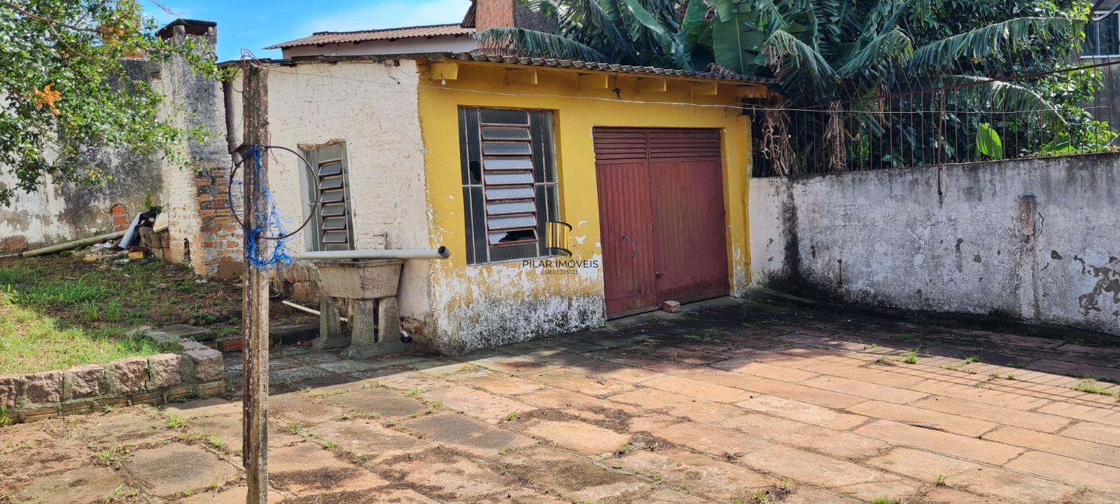 Casa 5 dormitórios no bairro Santa Tereza