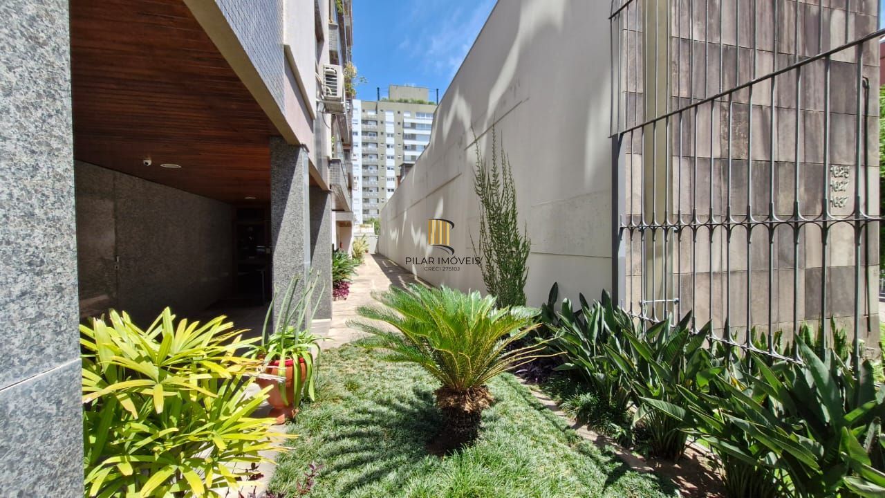 Apartamento na Av. Getulio Vargas com 3 dormitórios sendo uma suíte, 1 garagem