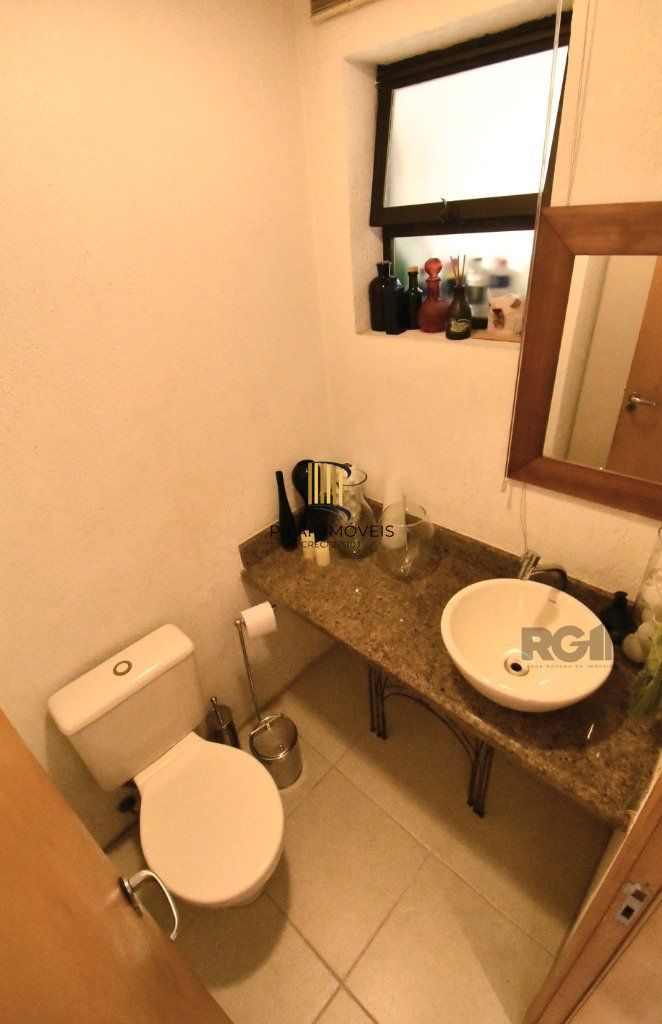 Apartamento 3 dormitórios no bairro Menino Deus