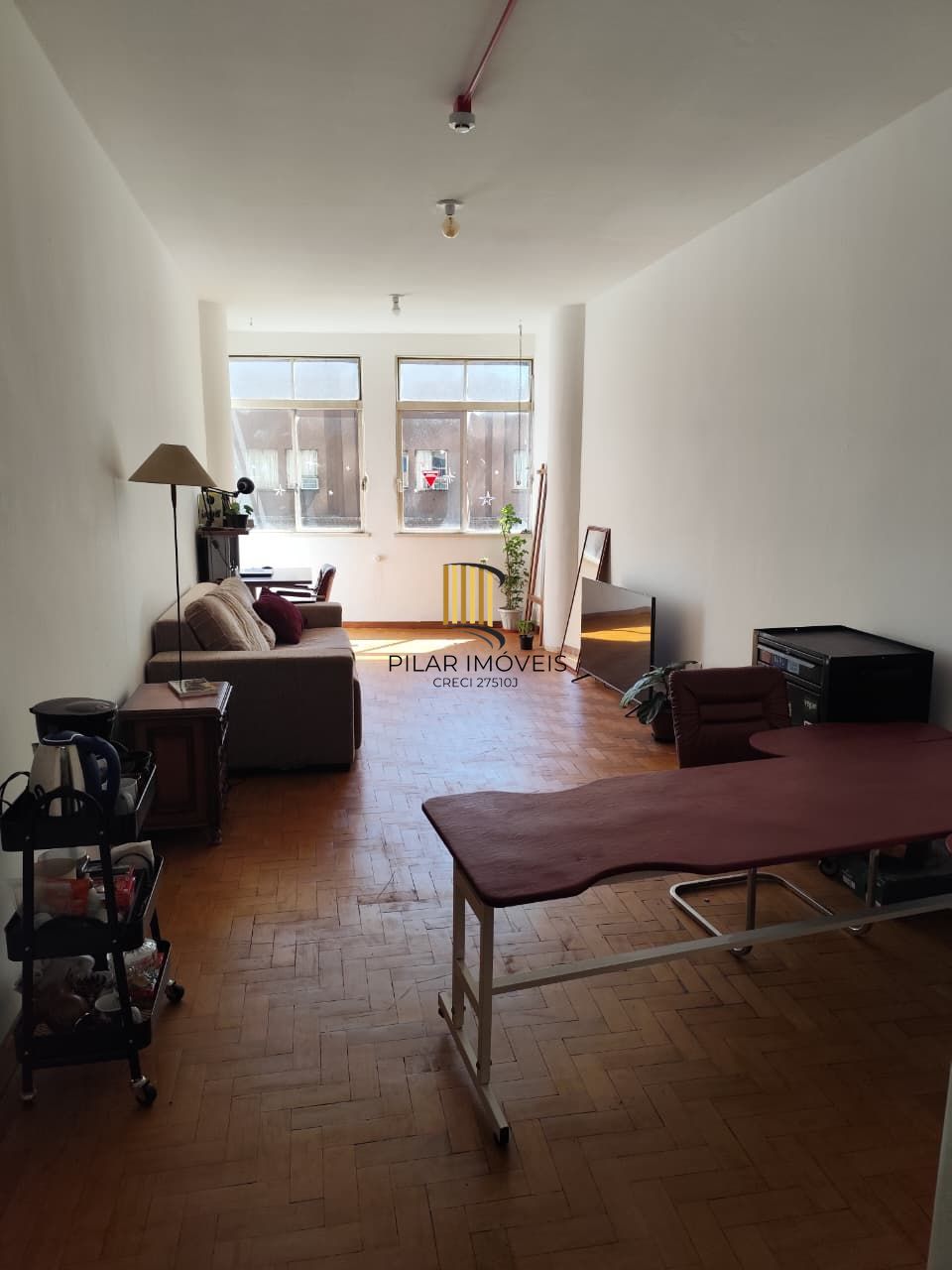 Sala Comercial na rua Andrade Neves - Centro Histórico