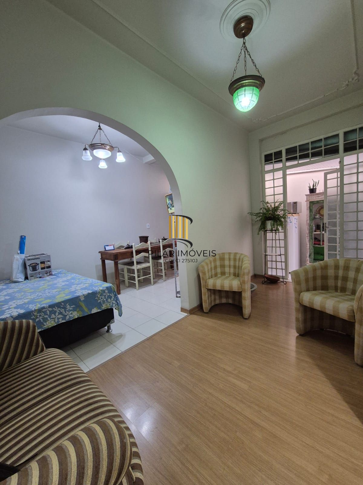 Apto térreo no Menino Deus