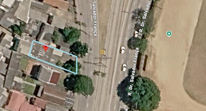 Terreno 330m2 com casa de alvenaria